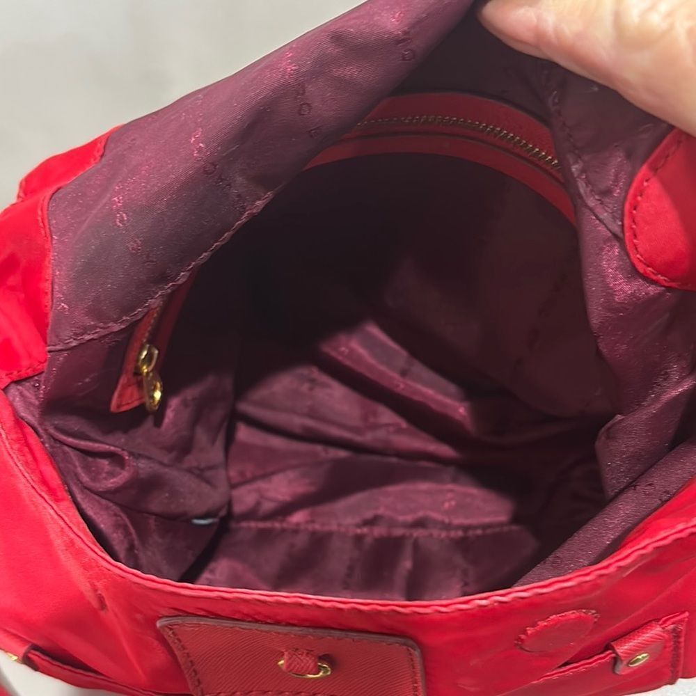 Marc By Marc Jacobs Natasha Red Shoulder Bag with Gold Accents - Picture 5 of 6